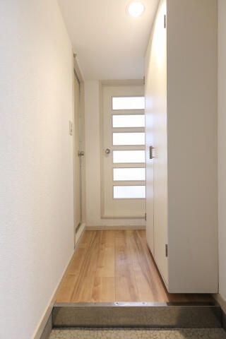 スカイピア弘明寺の玄関