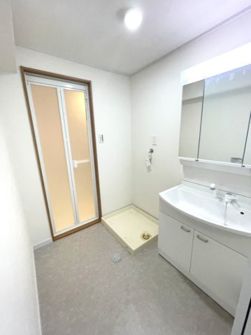 エメラルドマンション箱崎IIIの脱衣所