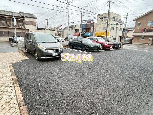 シャルマンK・Sの駐車場