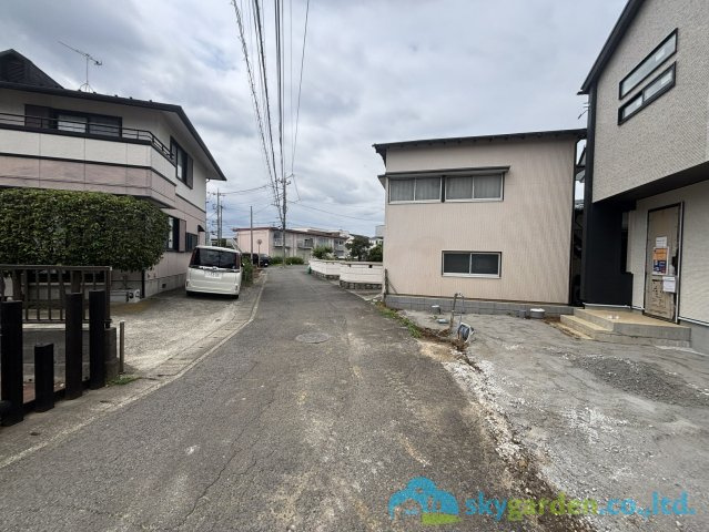 厚木市妻田東1丁目　新築戸建　全1棟1号棟の駐車場