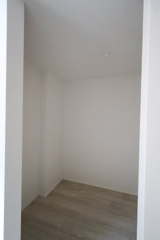 《仲介手数料無料》浦和区元町３丁目12-7新築一戸建てケイアイグレイスの収納
