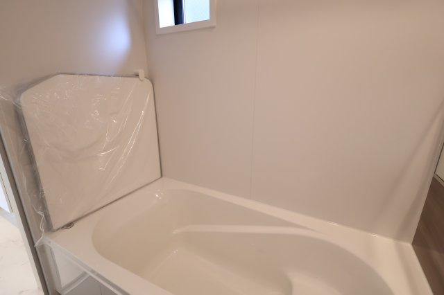 《仲介手数料無料》浦和区元町３丁目12-7新築一戸建てケイアイグレイスの浴室