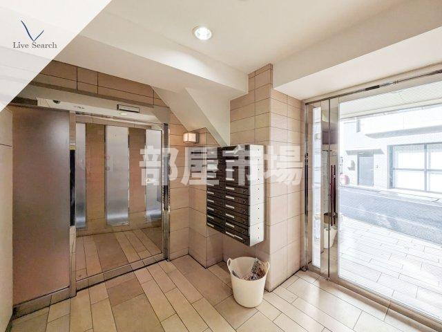 アイディ上野Ⅲのロビー