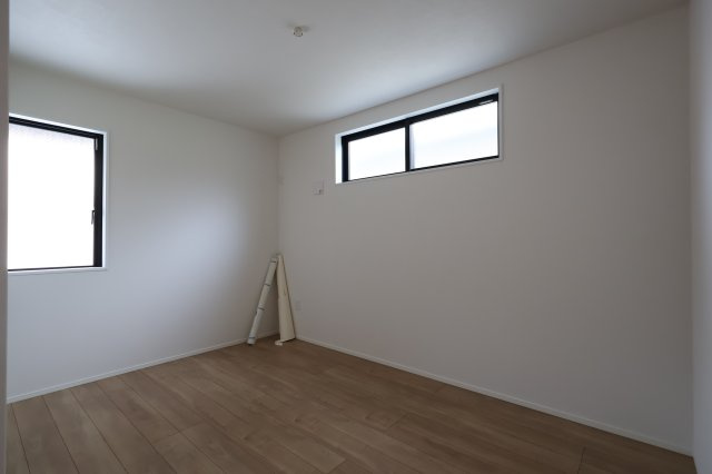 《仲介手数料無料》浦和区元町３丁目12-7新築一戸建てケイアイグレイスの洋室|1階 5.5帖