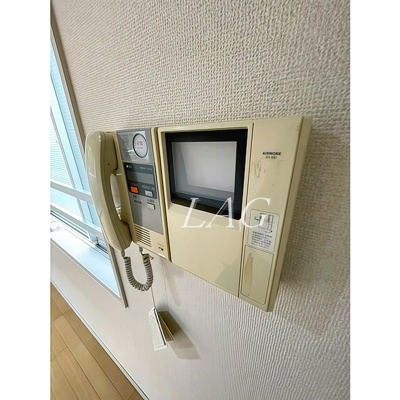 【設備】 | フォルトゥナ月島 | モニター付きインターホンです。