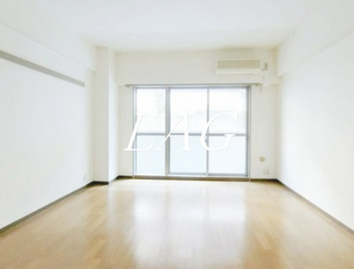 【居間・リビング】 | ラ・レーヌ久が原 | 洋室のお部屋です。