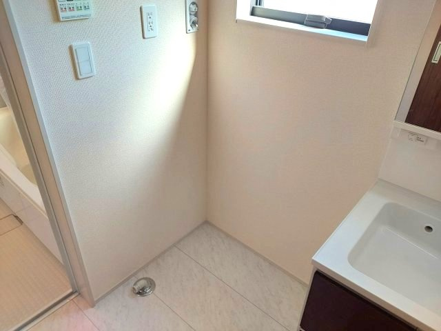 宝塚市中州1丁目新築一戸建の洗面所|洗濯機置場