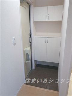 フローラル清水　Ａ棟の玄関|シューズボックス