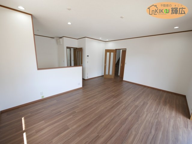姫路市東山　中古戸建の居間・リビング