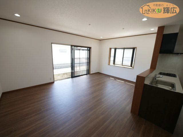 姫路市東山　中古戸建の居間・リビング