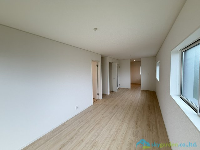 小田原市飯田岡第20　新築戸建　全2棟3号棟の居間・リビング