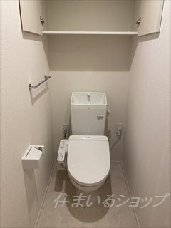 メゾン・ド・シュシュのトイレ|シャワートイレ・収納あり