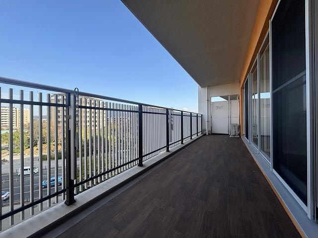 福岡市東区香椎照葉３丁目の賃貸マンションのバルコニー