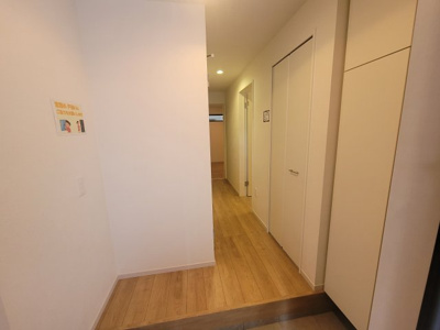 【玄関】 | 緑区鳴海町文木新築戸建 | キャンペーン対象物件です♪詳細は弊社ホームページもしくはスタッフまでお気軽にお問合せ下さいませ♪ お役に立てる自信があります♪