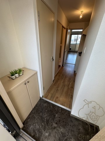 フォレスト梅田西の玄関