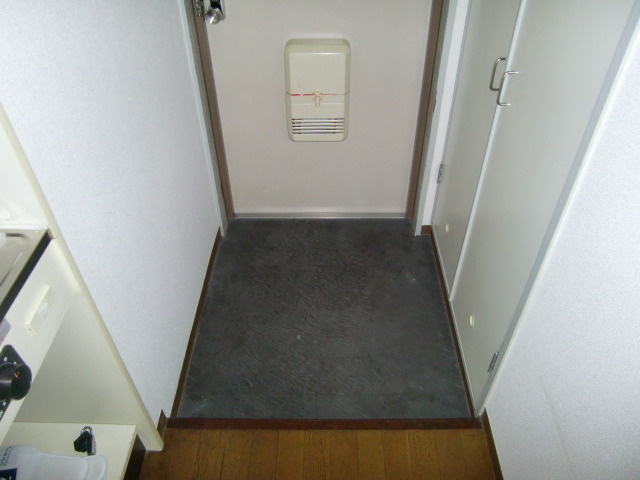 サムティ灘駅前の玄関