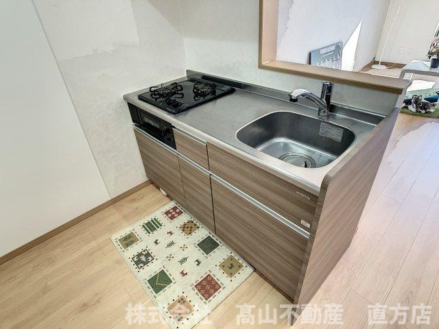 直方市津田町のアパートのキッチン