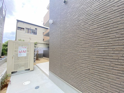 【エントランス】 | F+style浜寺石津町西３号館 | 清潔なエントランスです