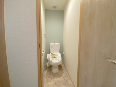 【トイレ】 | F+style浜寺石津町西３号館 | コンパクトで使いやすいトイレです