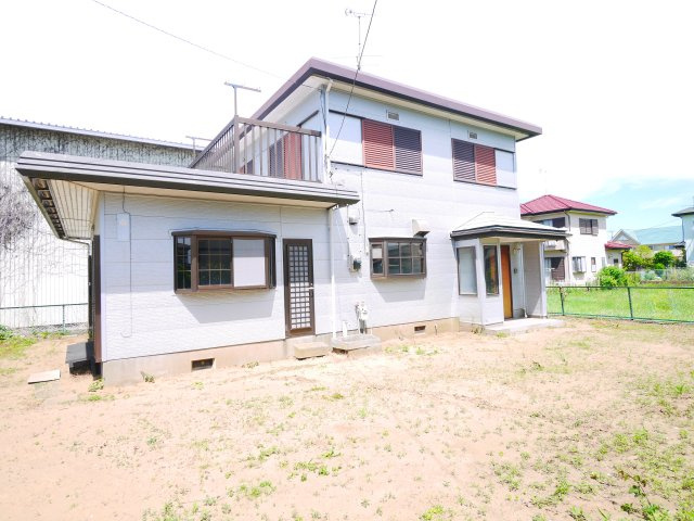 茂原市東郷　中古戸建の外観|内装リフォーム済み令和8年4月水回り含め 敷地約92坪 家庭菜園・ドックランが可能です