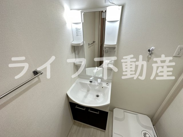フジパレス高井田西Ⅴ番館の洗面所