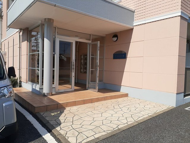ビバーチェのエントランス