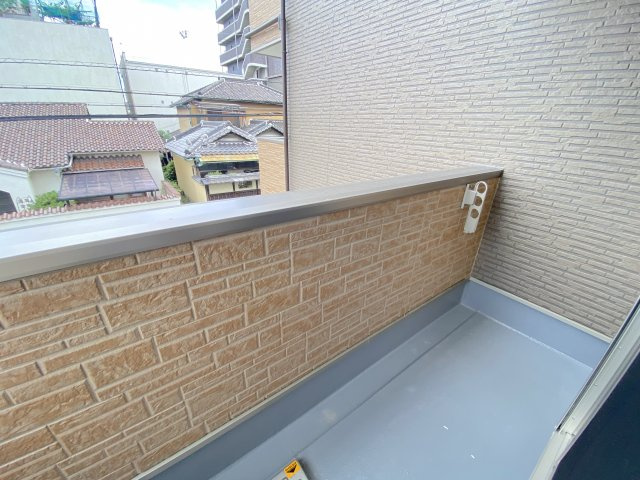 【バルコニー】 | F+style浜寺石津町西３号館 | お洗濯にも便利なバルコニー付き