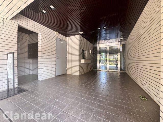 ＭＡＣ柴又コートのエントランス|ドキドキの新生活も、安心してスタート。ぴったりの住まいを見つけませんか？クランディアが一緒に住まい選びをサポートします‼　まずは、お気軽にお問合せください　＃クランディア