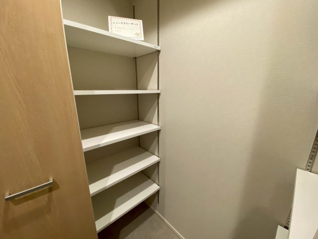 プレミアム長瀬駅前の収納