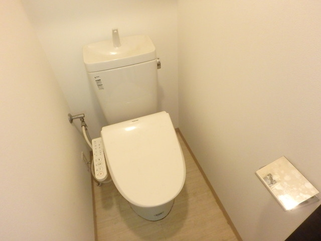 コンシェリア大塚駅前のトイレ