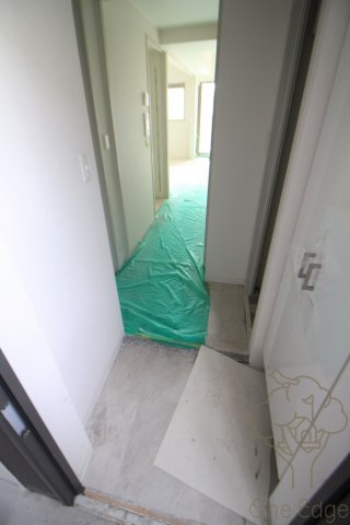 クリスタルグランツ都島本通の玄関