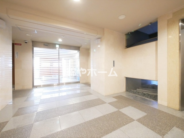 エスリード上本町北のロビー|毎日通るロビーはこのようになっています