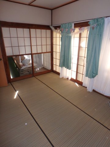 川越市鯨井新田貸家の和室
