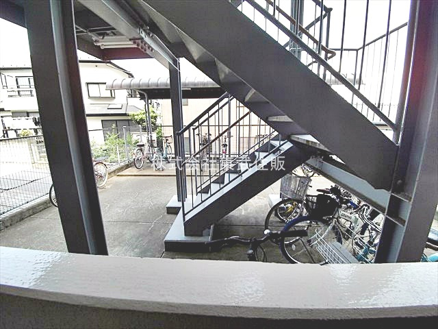 【駐輪場】の画像