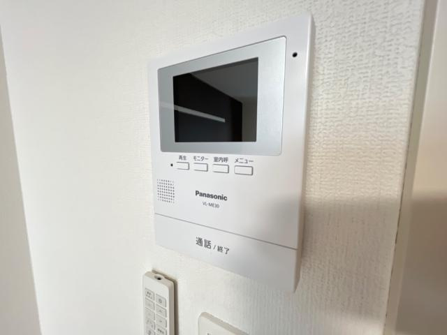 クレール比治山の内装|カメラ付インターホン