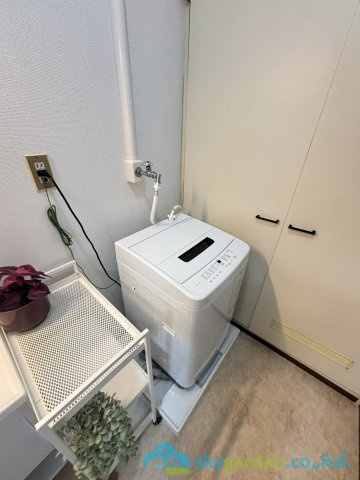 ハイマート厚木（Ａ号棟）のランドリースペース