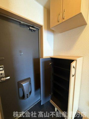 リヴィエール福丸　弐番館の収納