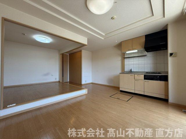 リヴィエール福丸　弐番館の居間・リビング
