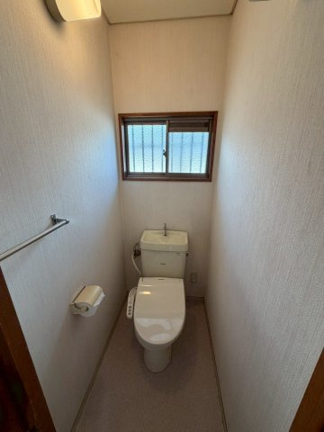 坂出市江尻町　大和ハウスリフォーム戸建のトイレ