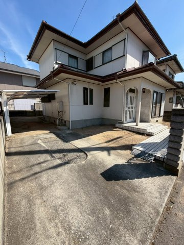 坂出市江尻町　大和ハウスリフォーム戸建の駐車場