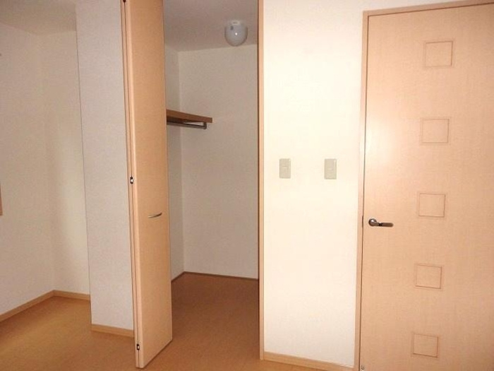 ルピナスかもべの収納|ウォークインクローゼット