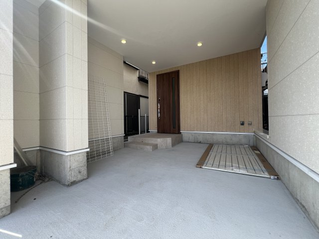 狭すぎず、広すぎず、あなたの生活にジャストフィットな戸建はコレで決まりっ！！【川崎市高津区久末】新築戸建の駐車場|カースペースがあります