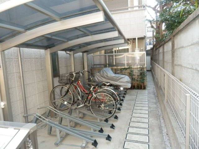 九曜新大塚マンションのその他共用部分|駐輪場