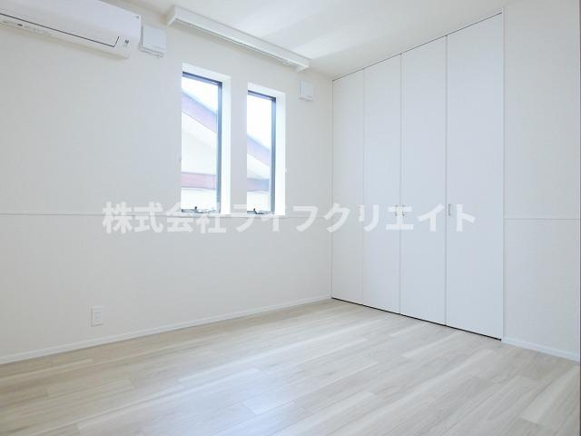 オカバ八王子堀之内ヘーベルメゾンの洋室