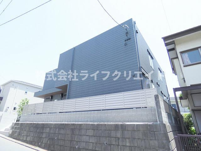 オカバ八王子堀之内ヘーベルメゾンの外観