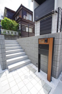 【エントランス】 | 【仲介手数料無料！！】町田市真光寺3丁目　新築戸建て（全1棟）1号棟　5480万円