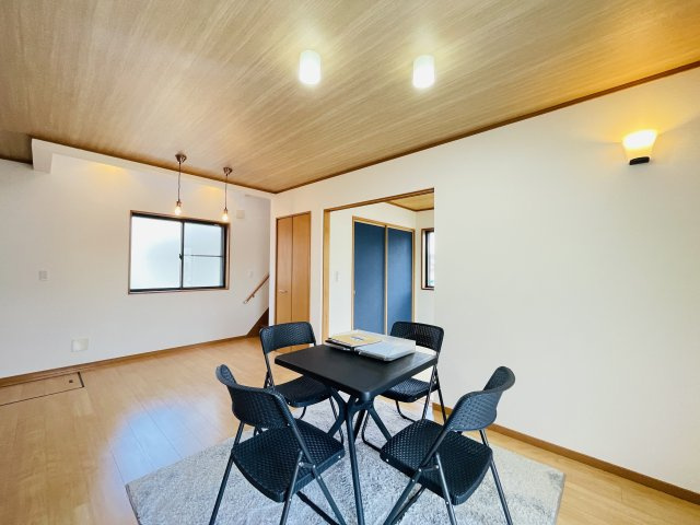 【居間・リビング】 | 深谷市西島　　中古戸建