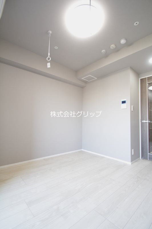 Le'a横濱大通り公園弐番館の洋室