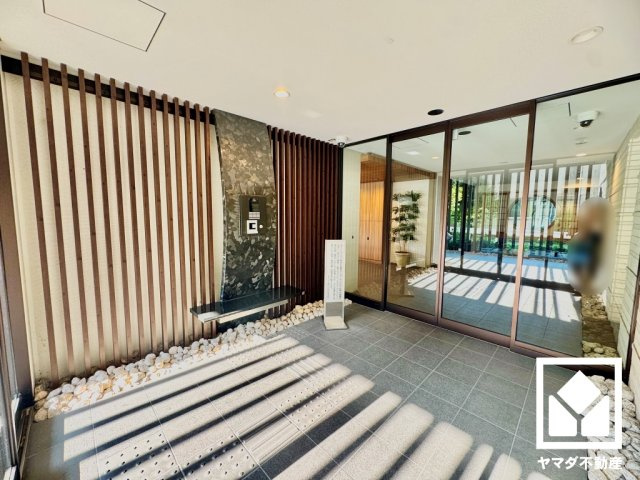 シエリア京都桂川駅前のエントランス