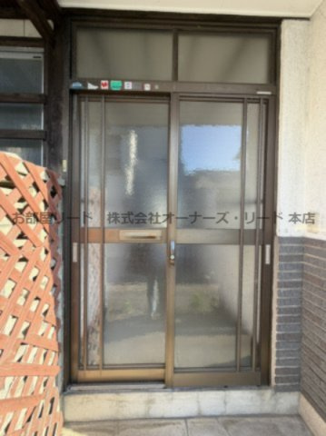 石橋貸家（南3丁目）の玄関
